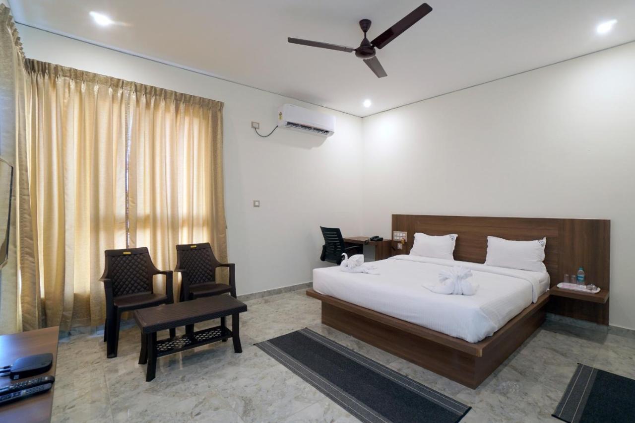 Kcg Residency Otel Maisur Dış mekan fotoğraf
