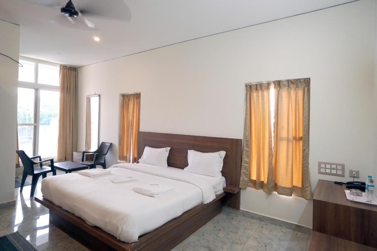Kcg Residency Otel Maisur Dış mekan fotoğraf