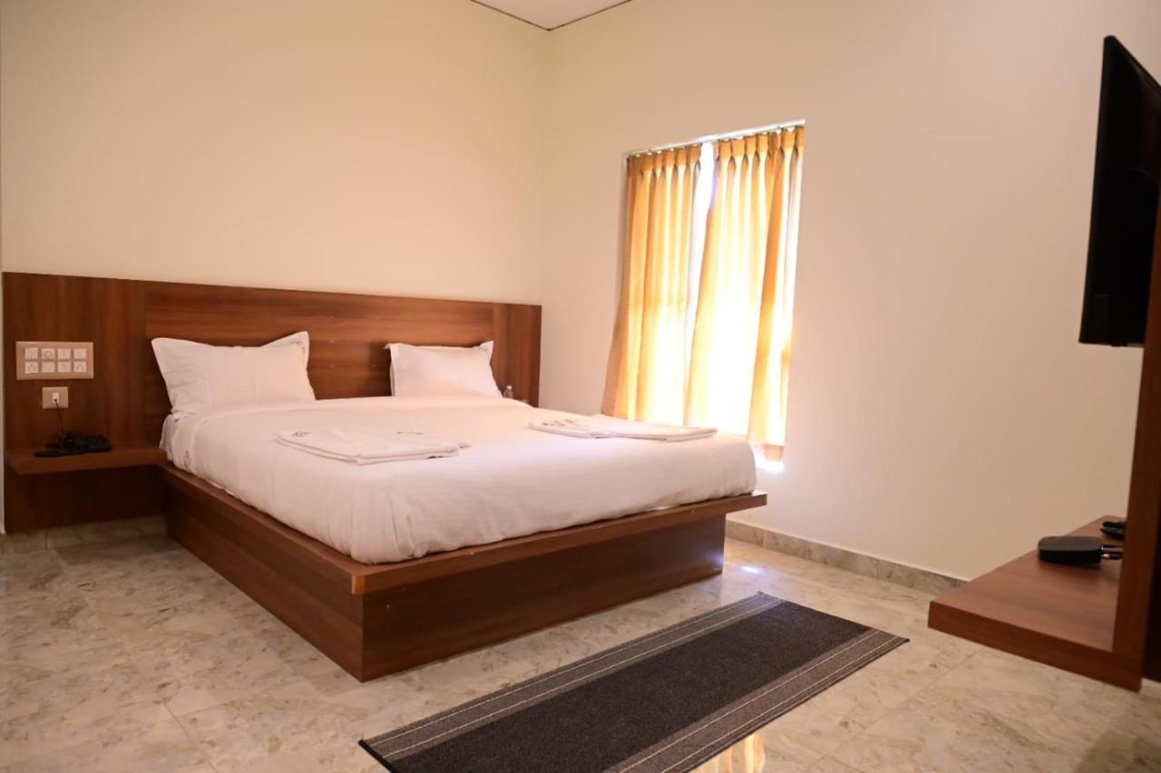 Kcg Residency Otel Maisur Dış mekan fotoğraf
