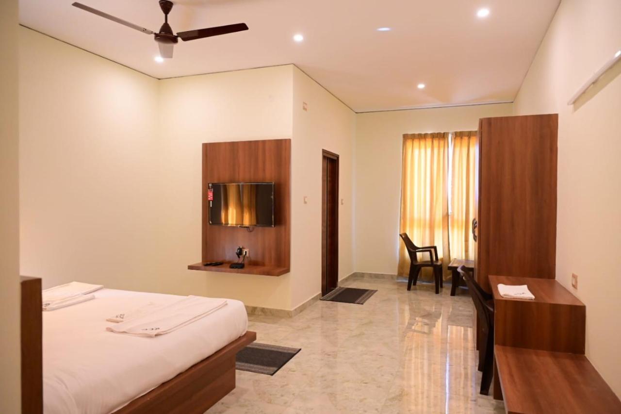 Kcg Residency Otel Maisur Dış mekan fotoğraf