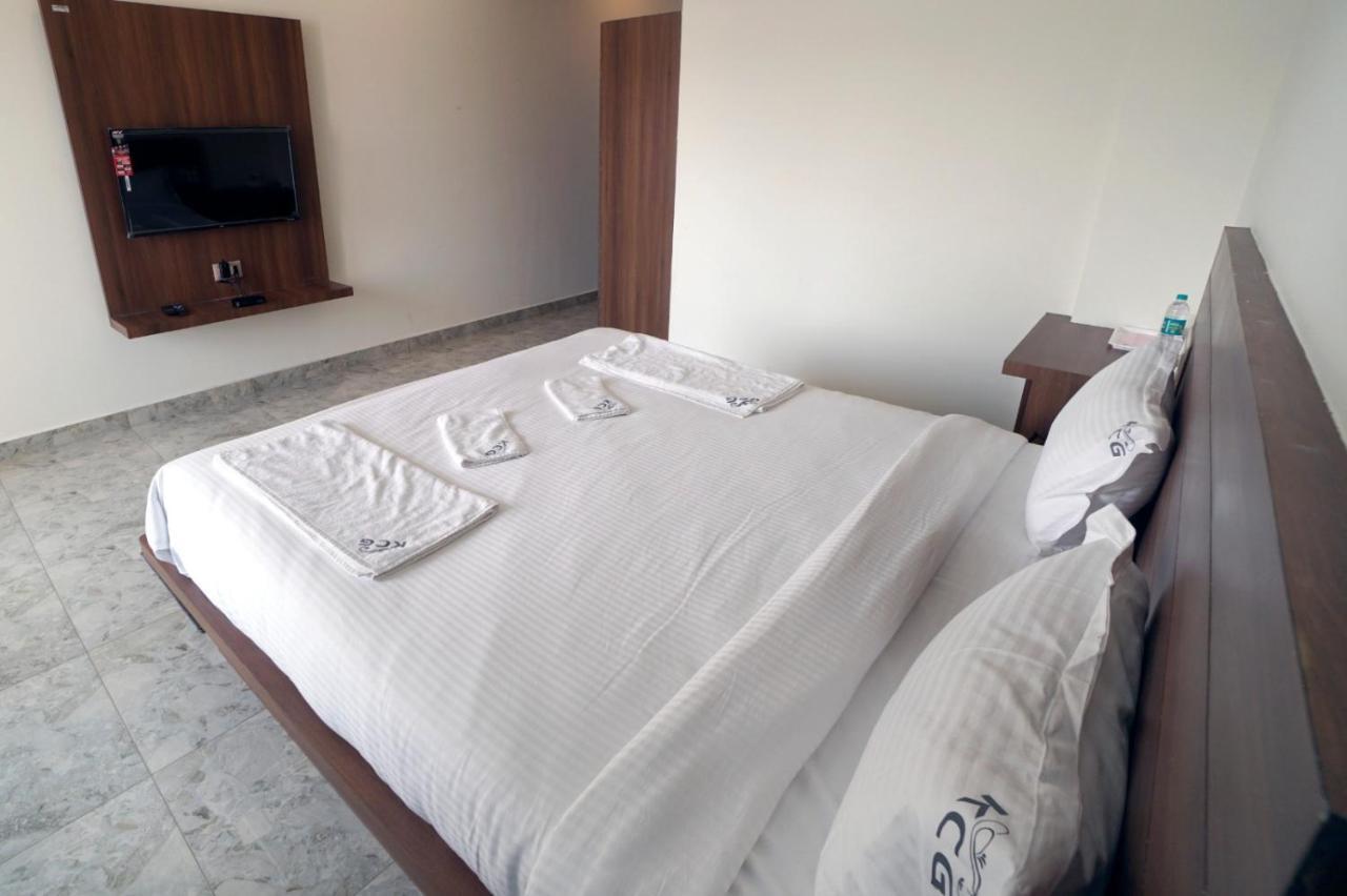 Kcg Residency Otel Maisur Dış mekan fotoğraf