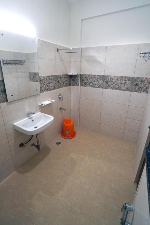 Kcg Residency Otel Maisur Dış mekan fotoğraf