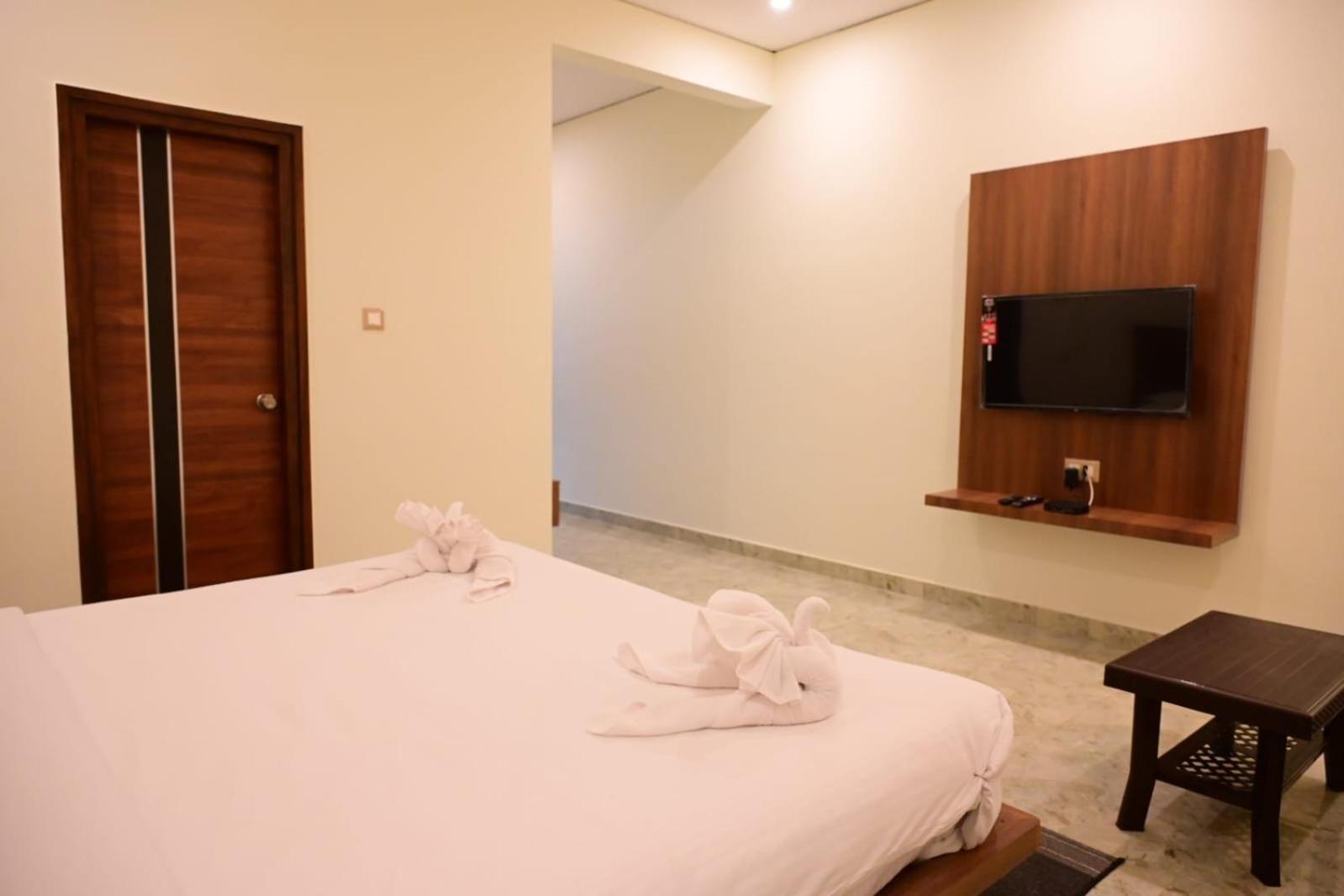 Kcg Residency Otel Maisur Dış mekan fotoğraf