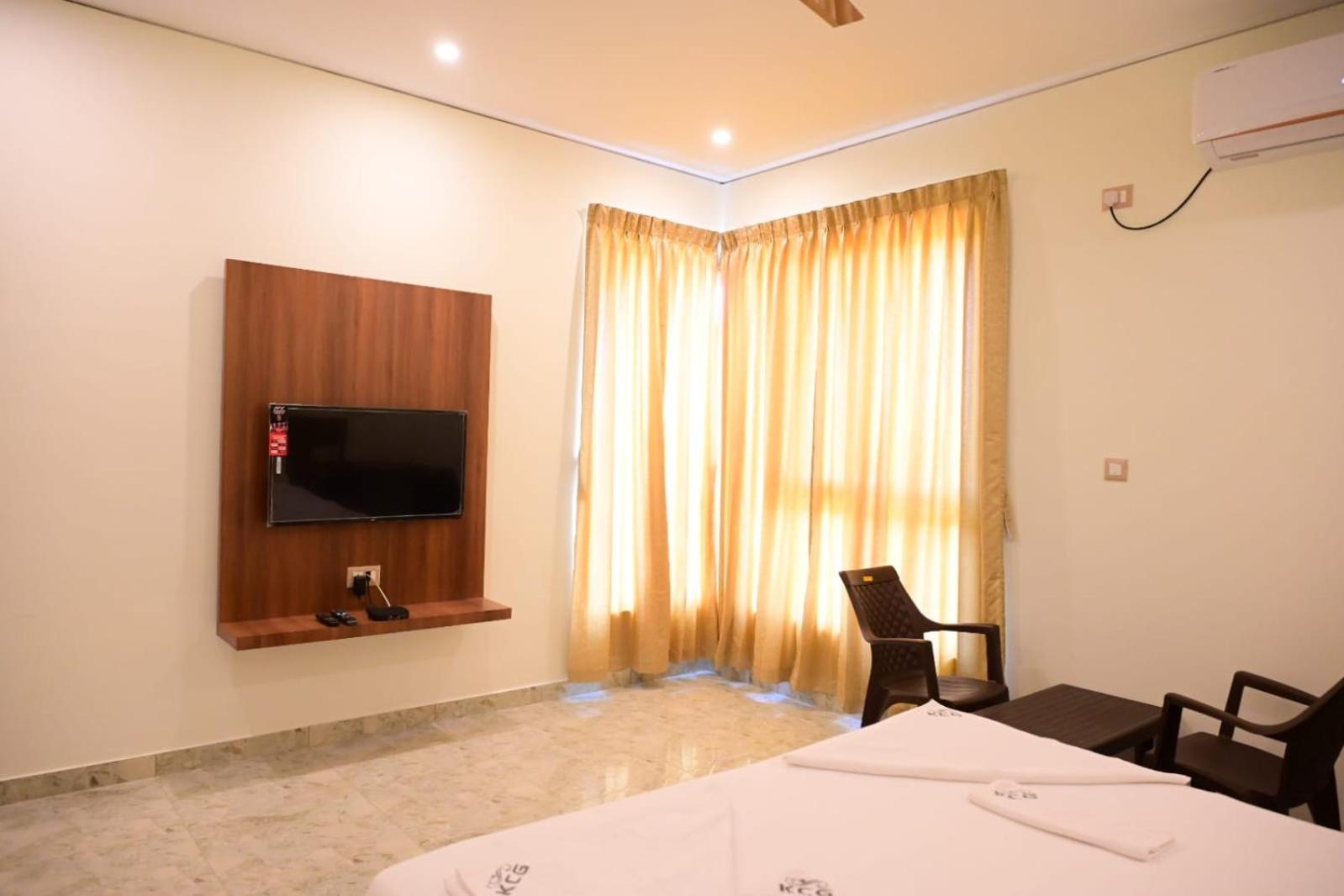 Kcg Residency Otel Maisur Dış mekan fotoğraf